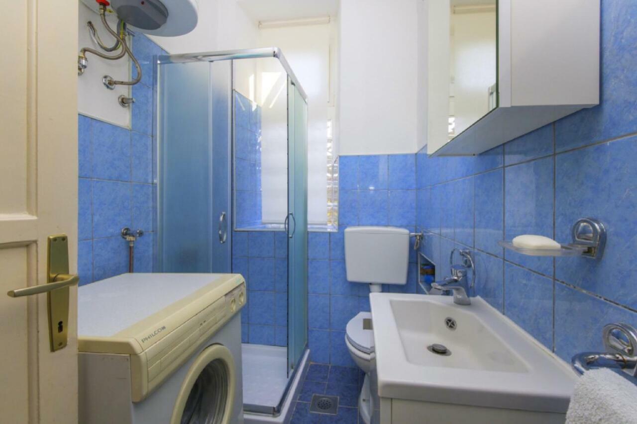 Apartment Amber Koromačno 外观 照片